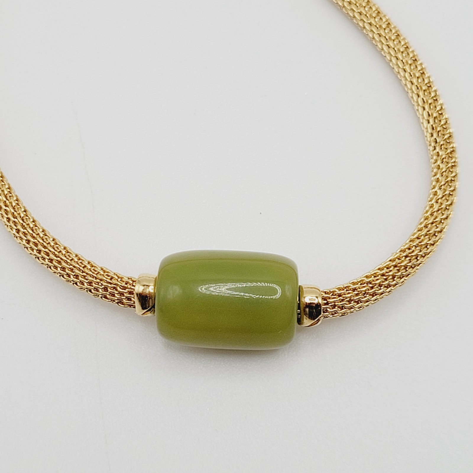 Crown Trifari Mesh Choker Necklace Lime Green Lucite Fixed Barrel Pendant 15 in