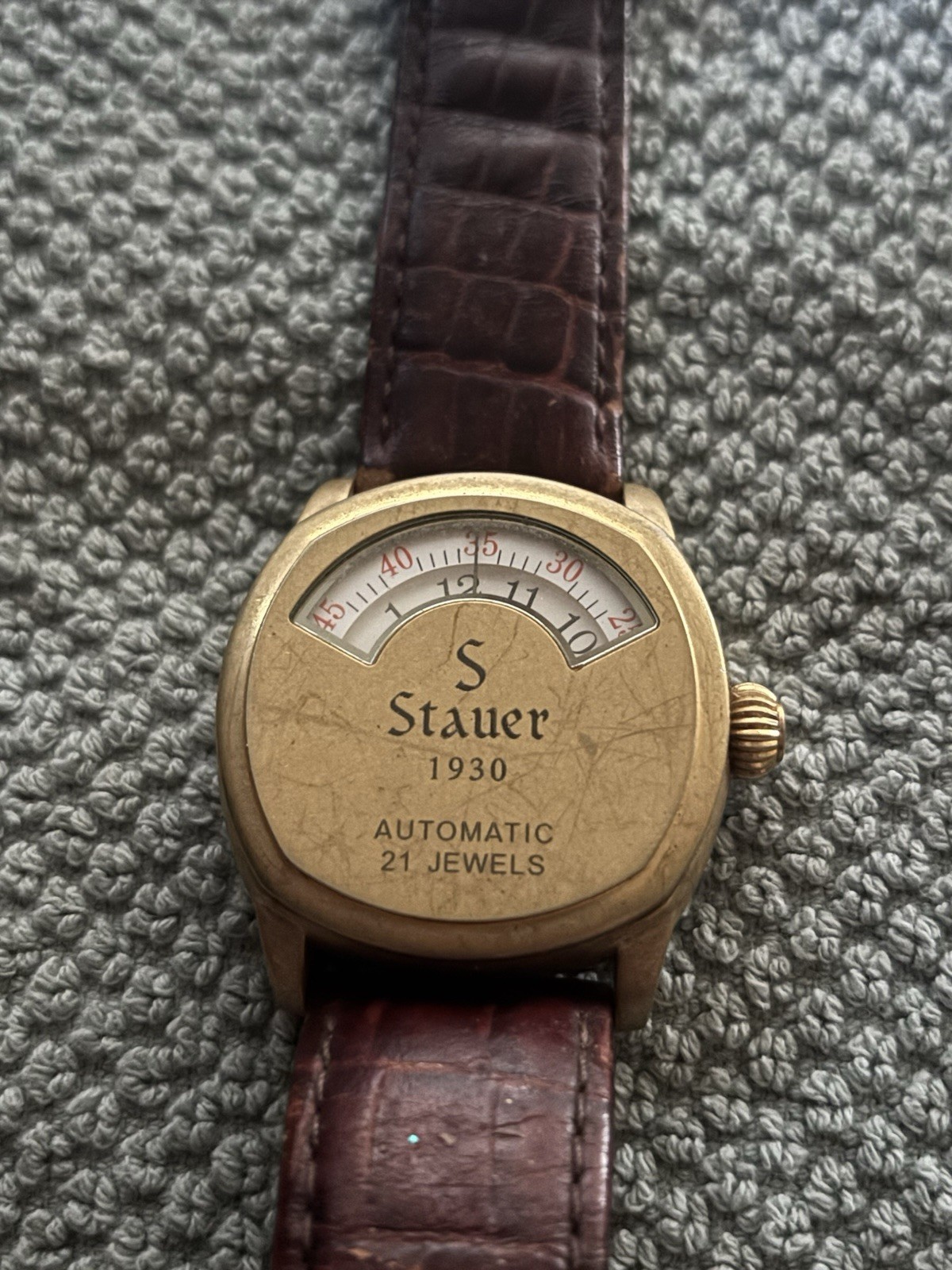 Stauer 1930 Automatic 21 Jewels Gold Cushion Watch Brown Leather Exhibition