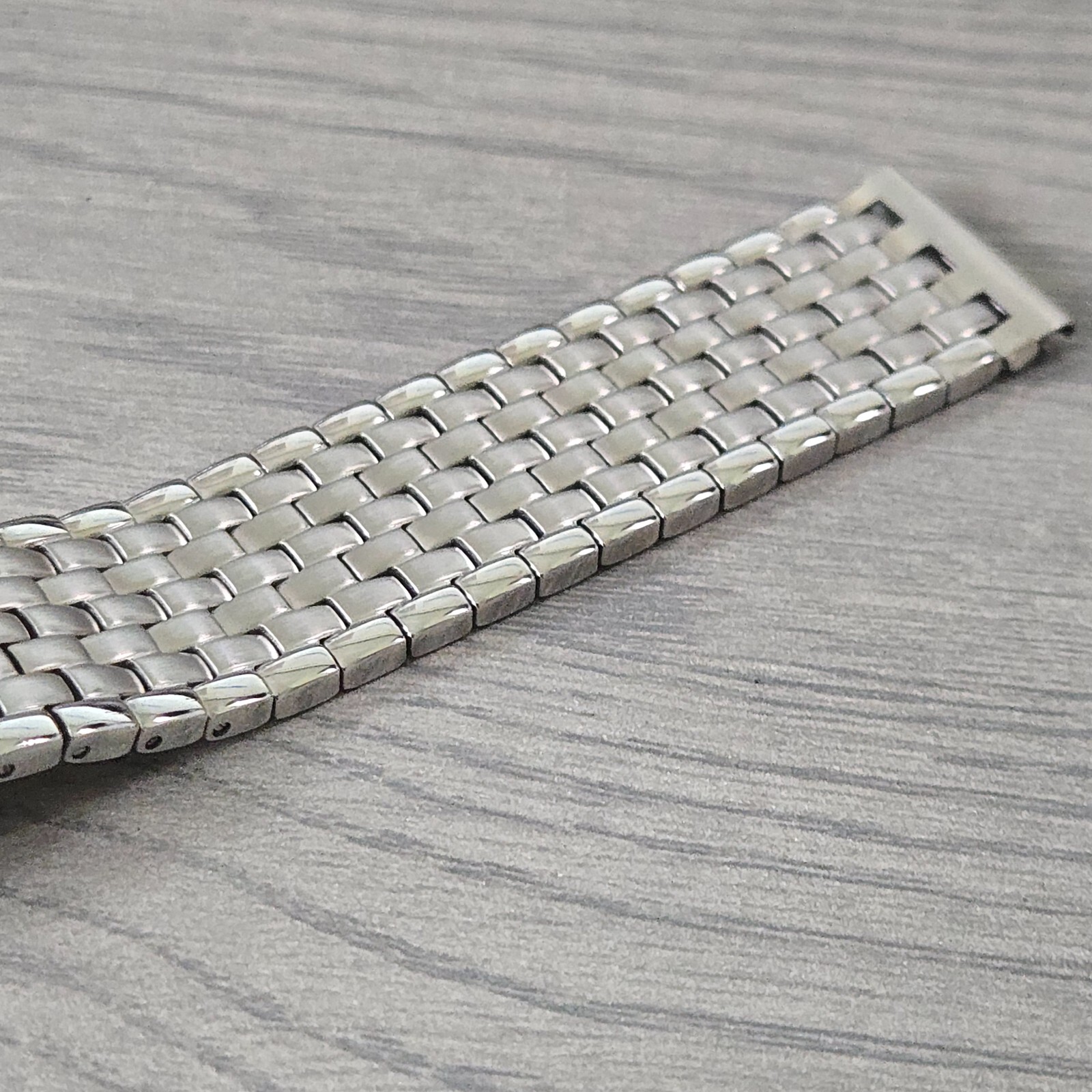 Rare and beautiful high quality stainless steel watch bracelet/watch band 20mm