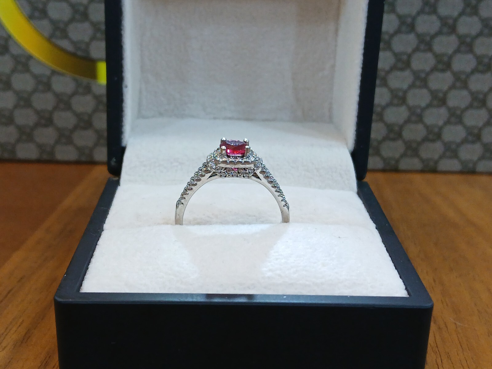 Sterling silver 925 women ring red stone +more than 50 mini stone ring size 9.25