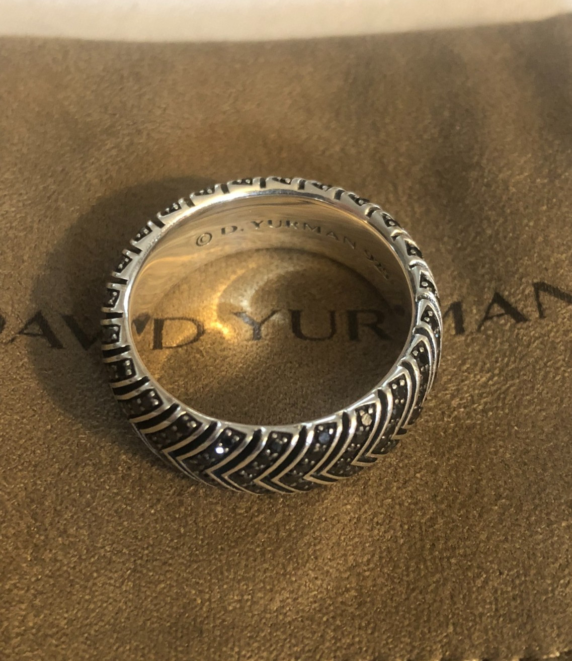 David Yurman Sterling Silver Men’s Chevron Black Diamond Band Ring 8mm – Size 10