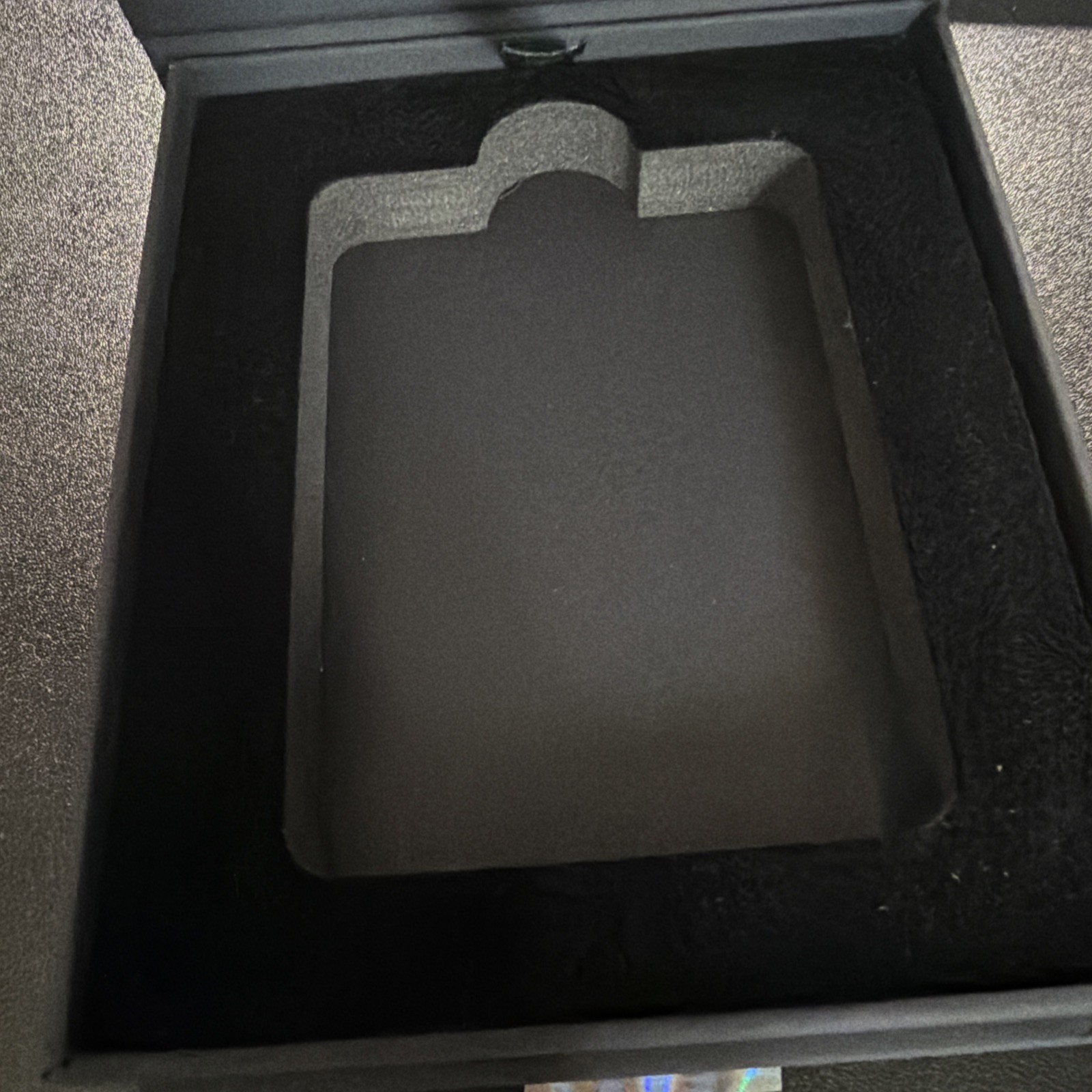 Trader Bea Epic Chase coin Box Paperboard Lined Foam Insert Black empty