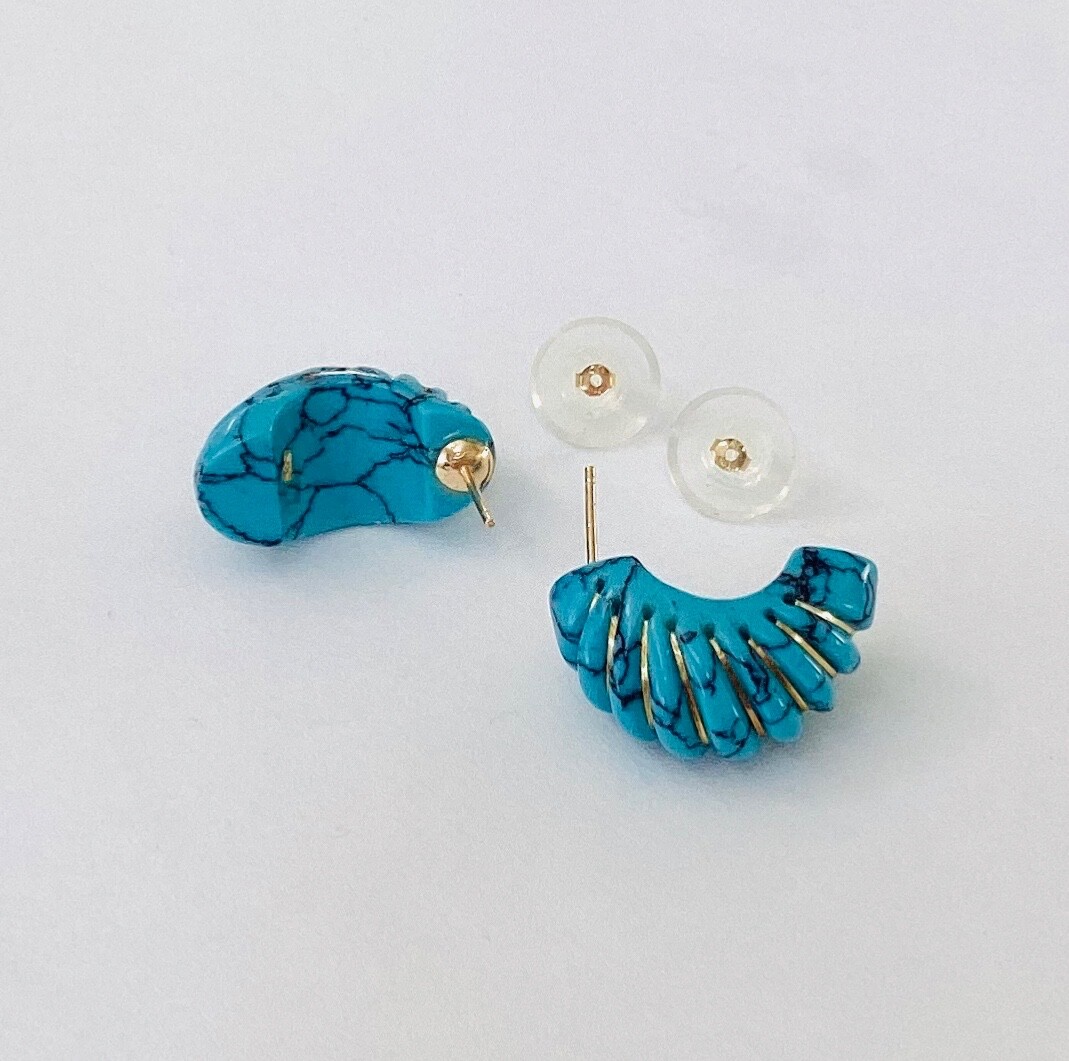 Solid 14K Yellow Gold Natural Turquoise Dome Earrings NEW