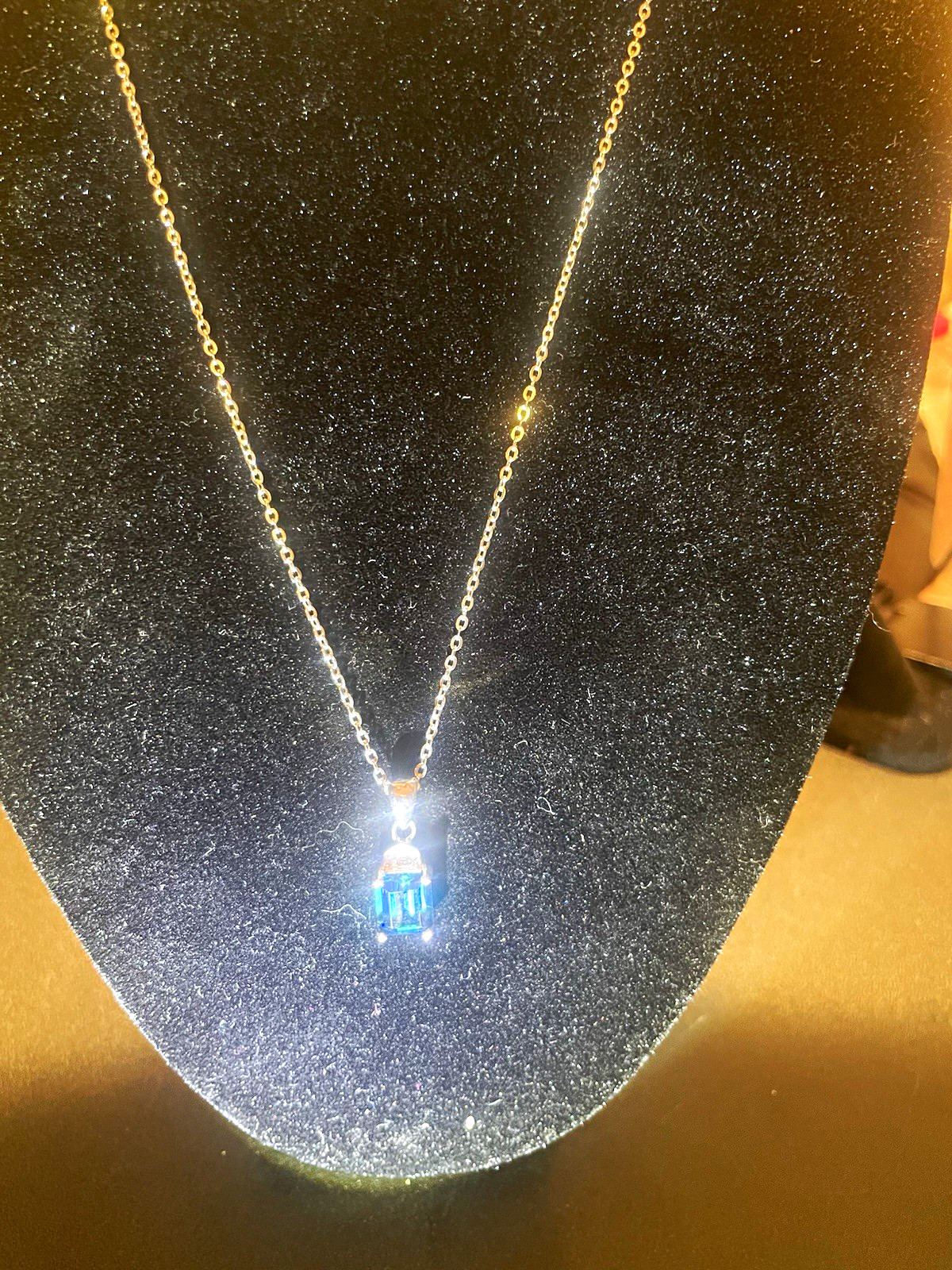 925 Silver Cable Chain Necklace w/ Round Blue Crystal Charm Pendant, Bezel Set
