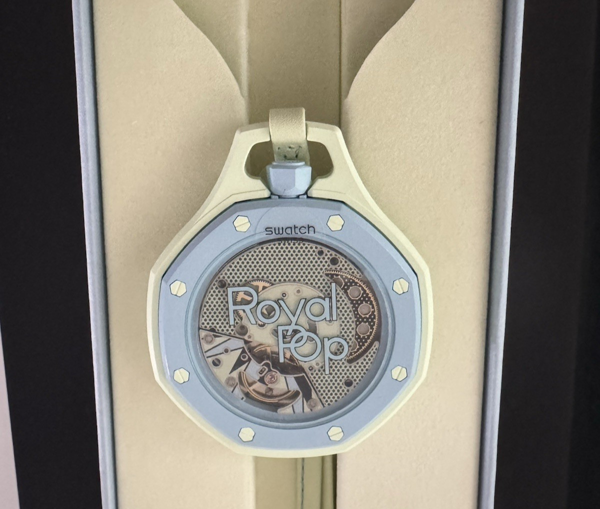 ✅ Swatch x Audemars Piguet Royal Pop Blaue Acht Unworn With Receipt and Papers❗️