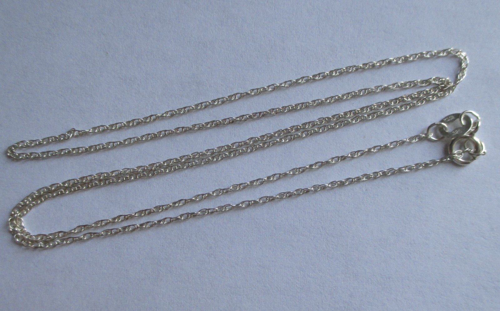 18in Long 0.8g 1mm VINTAGE STERLING SILVER 925 SINGAPORE CHAIN NECKLACE