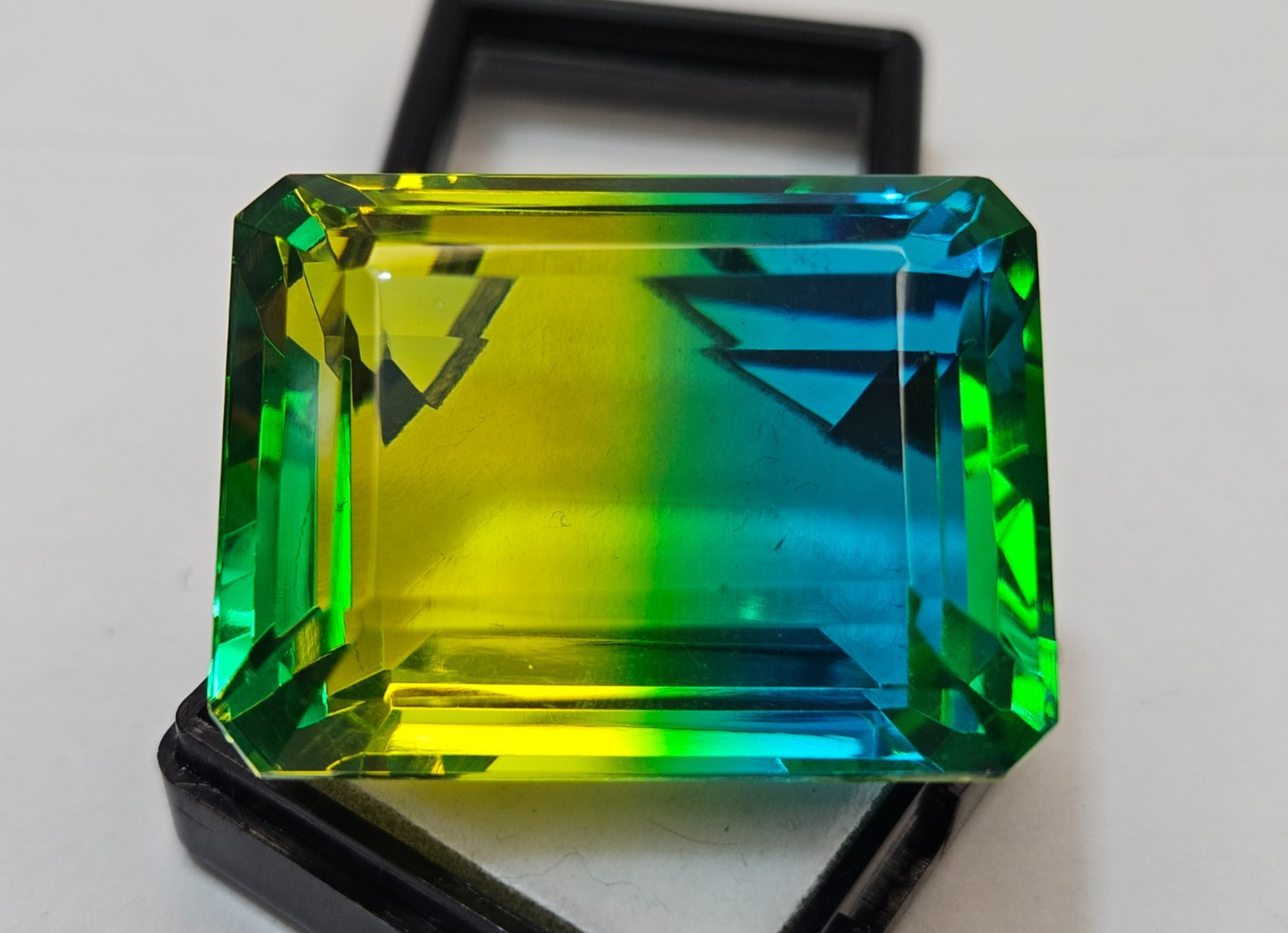 Emerald Cut 105+ Ct Tourmaline Bi-Colour Natural Loose Certified Gemstone FR-469