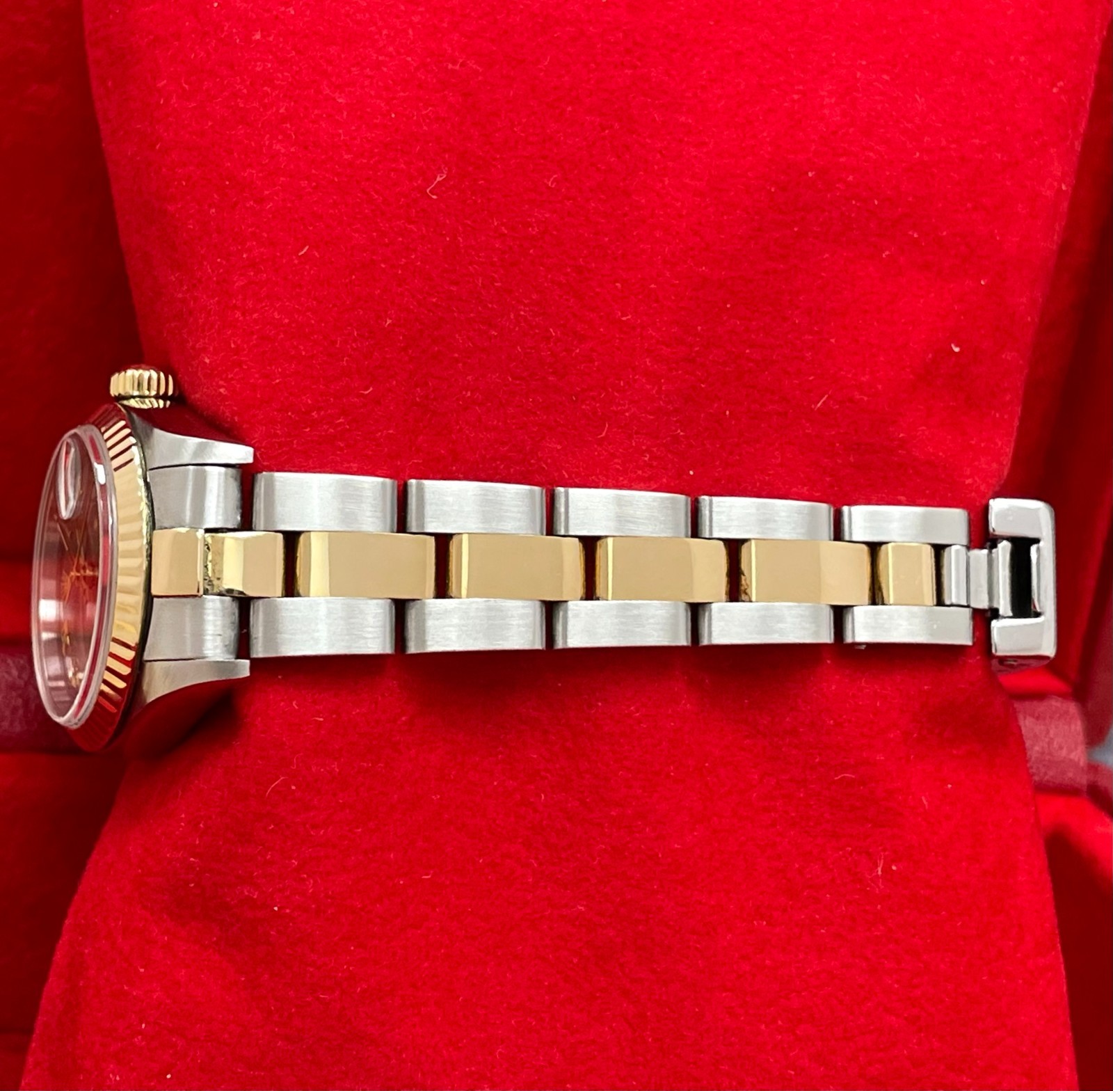 ROLEX DATEJUST 69173 TWO TONE SILVER ROMAN DIAL 26MM NO HOLES WITH BOX 1997-1998