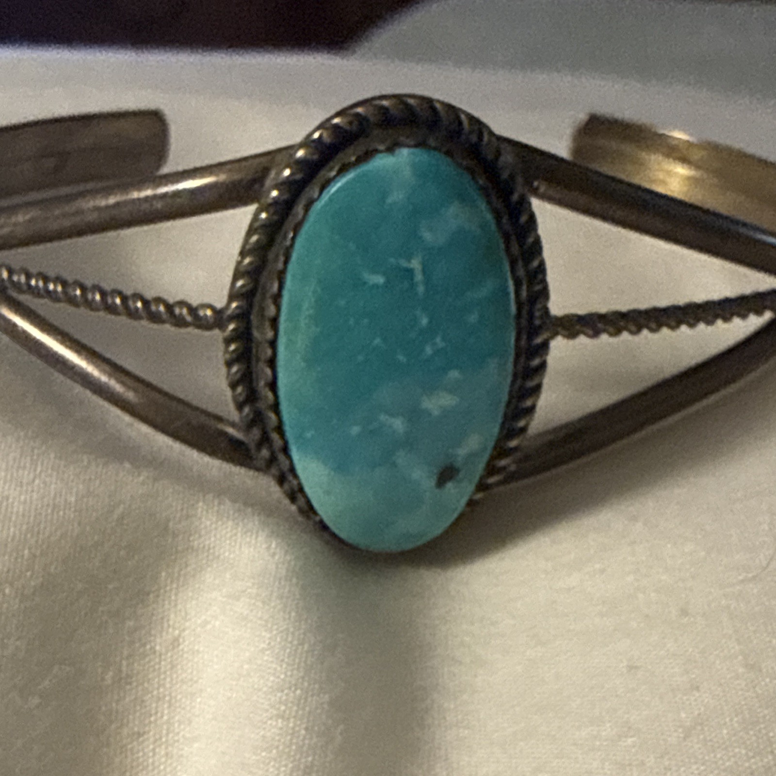 Silver Tone Turquoise Oval Bezel Cuff Bracelet, Unisex Adults