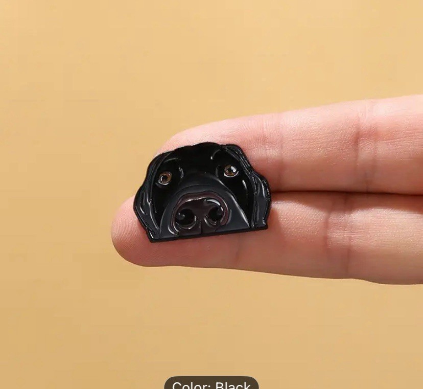1 inch enamel Black Lab Labrador Peekaboo Pocket Pin