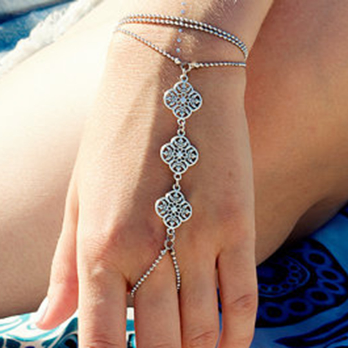 Sexy Sparkles Retro Bracelet Finger Ring Bangle Slave Chain Gold Plated