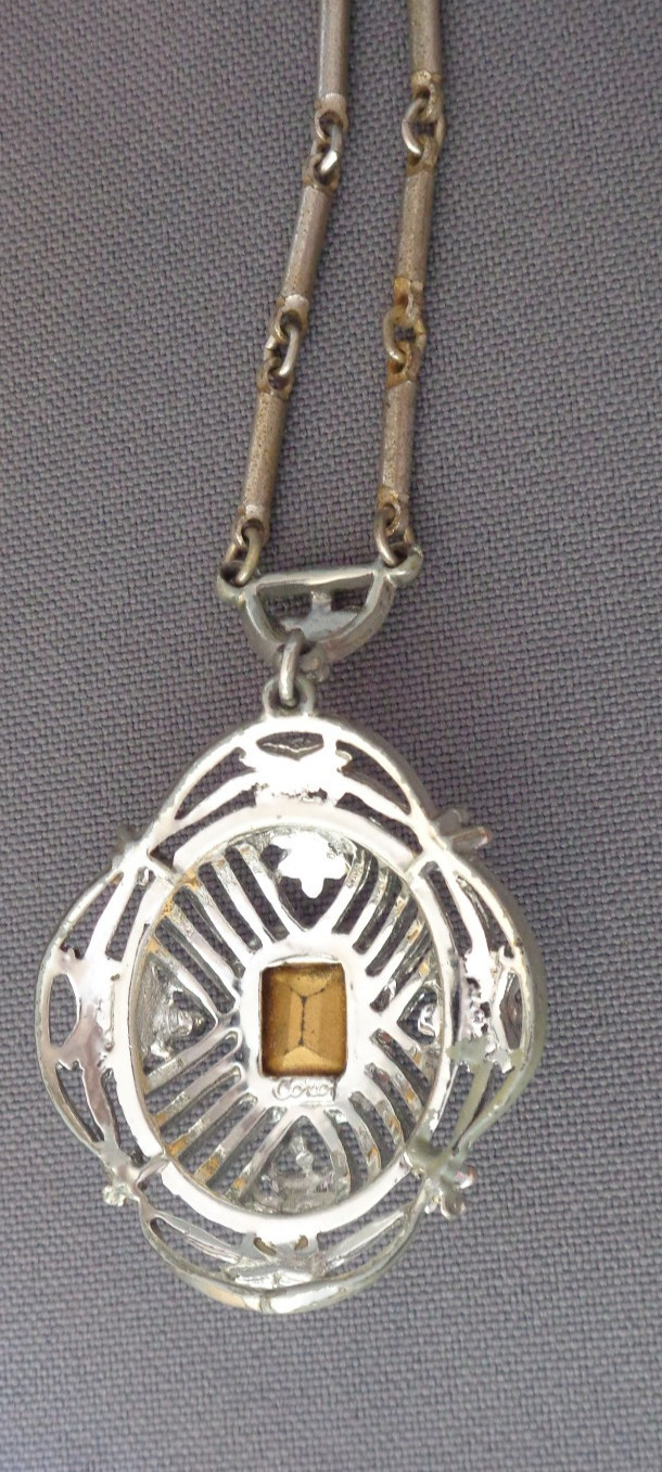 Vintage Coro Fixed Pendant Necklace Topaz Blue Rhinestone Silver Tone 14-16″