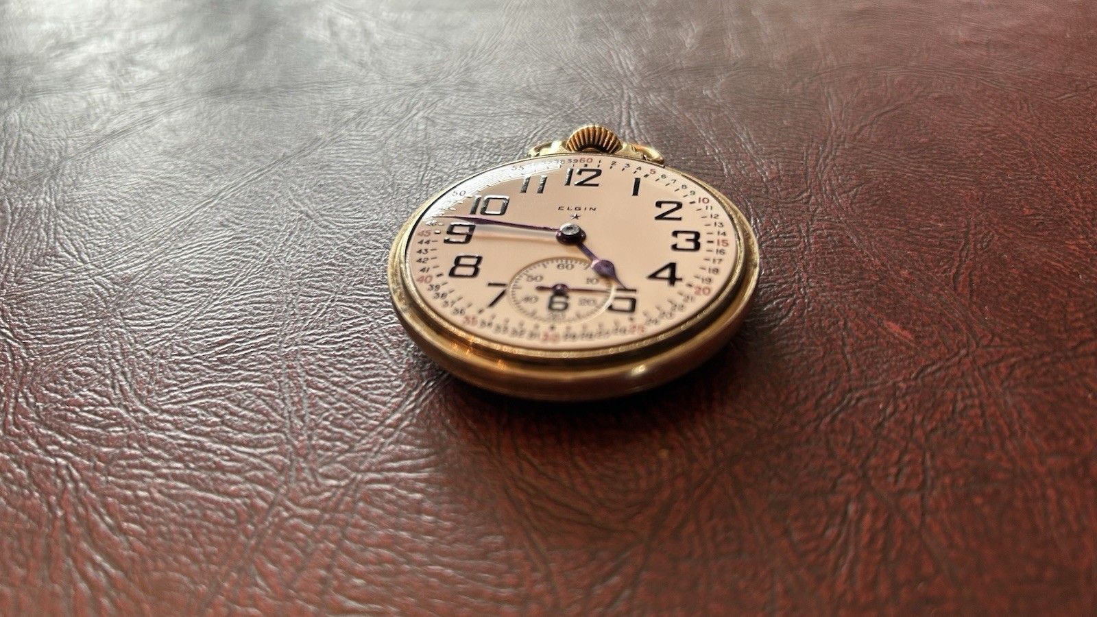 Elgin Open Face Pocket Watch Mechanical Manual Gold Case White Arabic Dial