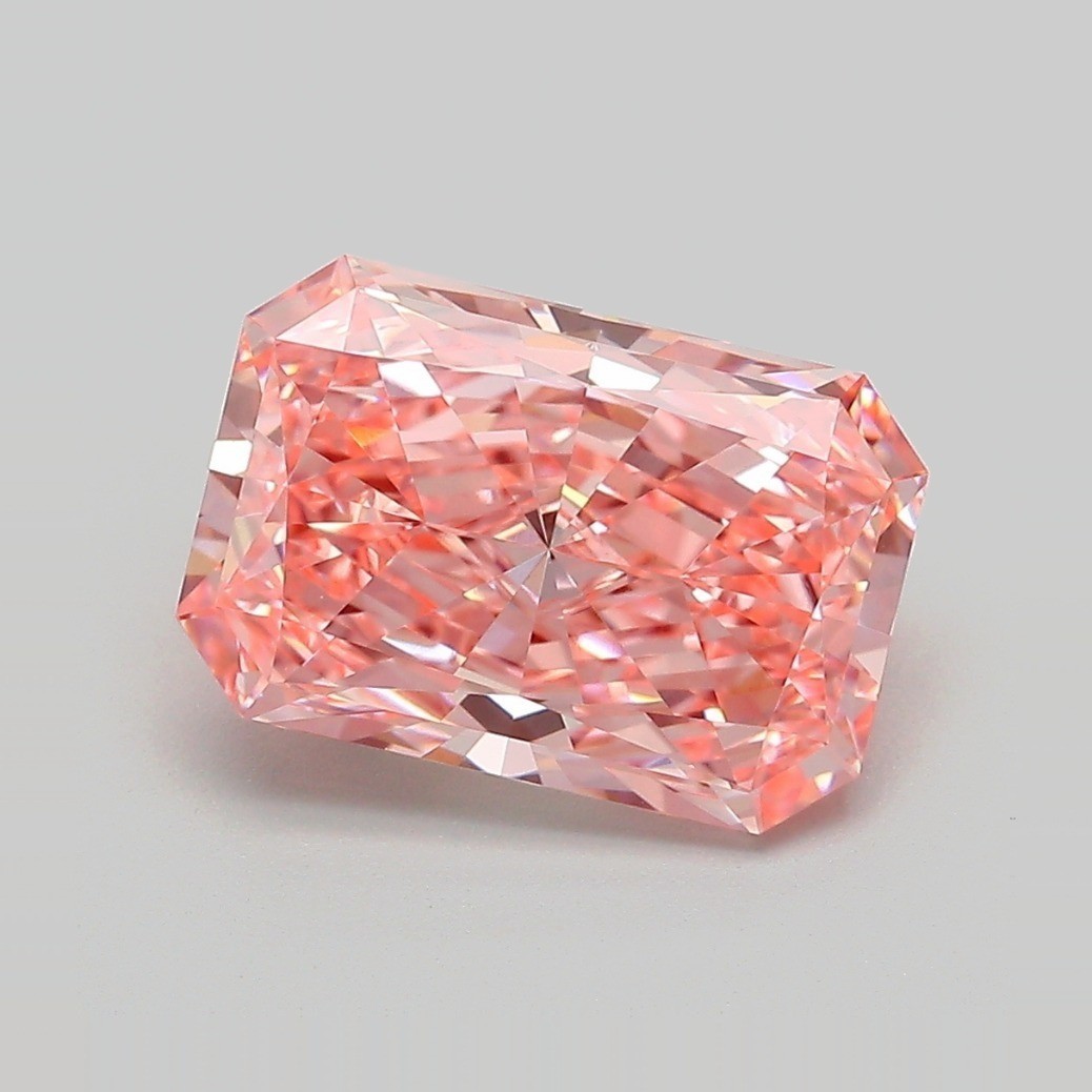 Radiant 3.27 Ct Fancy Vivid Pink VVS2 IGI Certified Lab Grown CVD Diamond