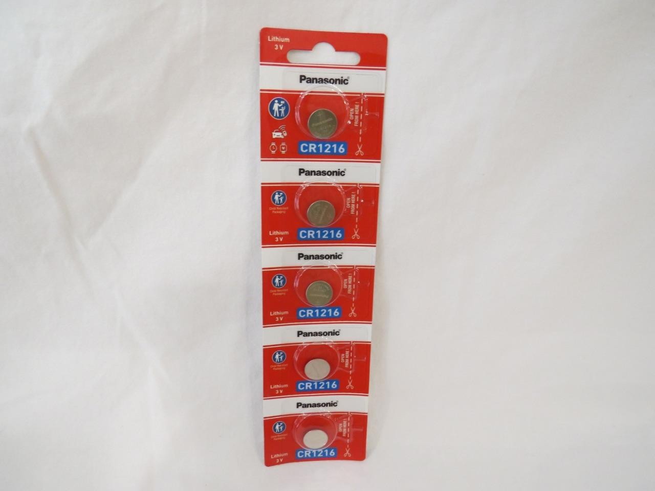 PANASONIC Pkg of 5 — CR1216 LITHIUM 3V Batteries Exp 2031 New in Package