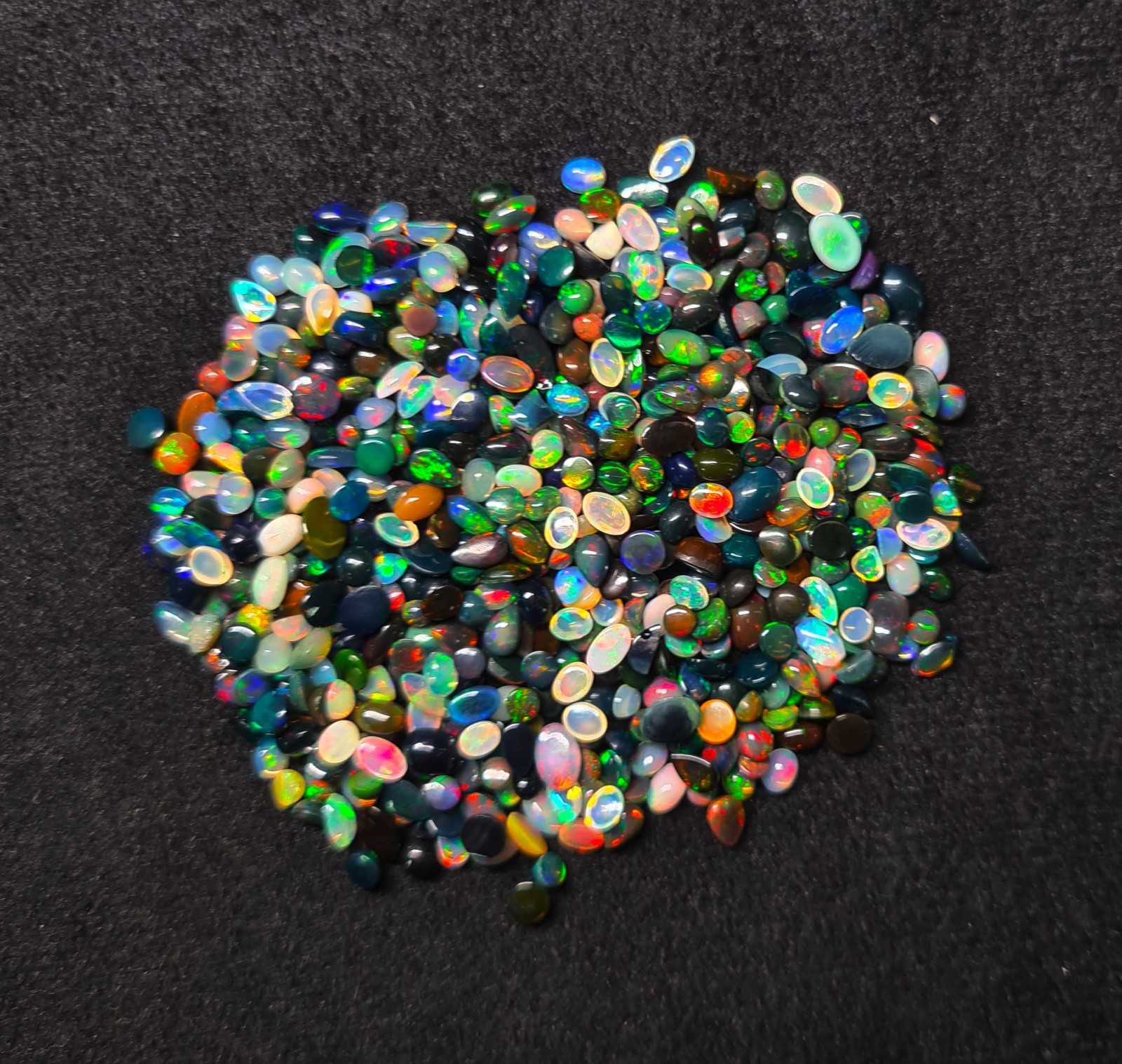 Ethiopian White, Black Opal Mix Shape Cabochon Gemstone 70-80 Pcs 3-4*6 MM 10 CT