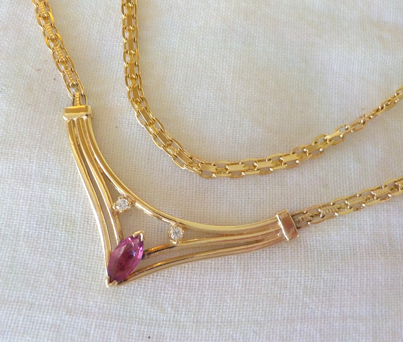 Estate 14K Yellow Gold Natural Ruby Diamond Necklace – 7.34 gms, 17 in, 0.38 ctw