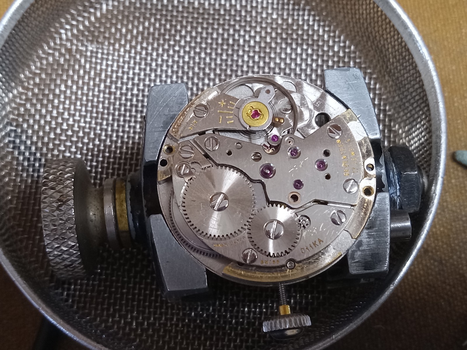 Gents White Wittnauer C11ka Automatic Date Cleand OILED Serviced. New Stem.