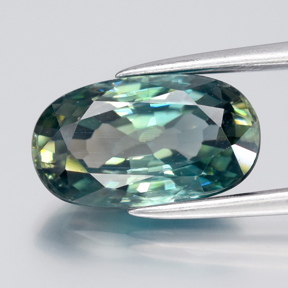 💎 3.56ct VVS Oval Natural Bluish Green Zircon – Gentle Heat, Cambodia Gemstone