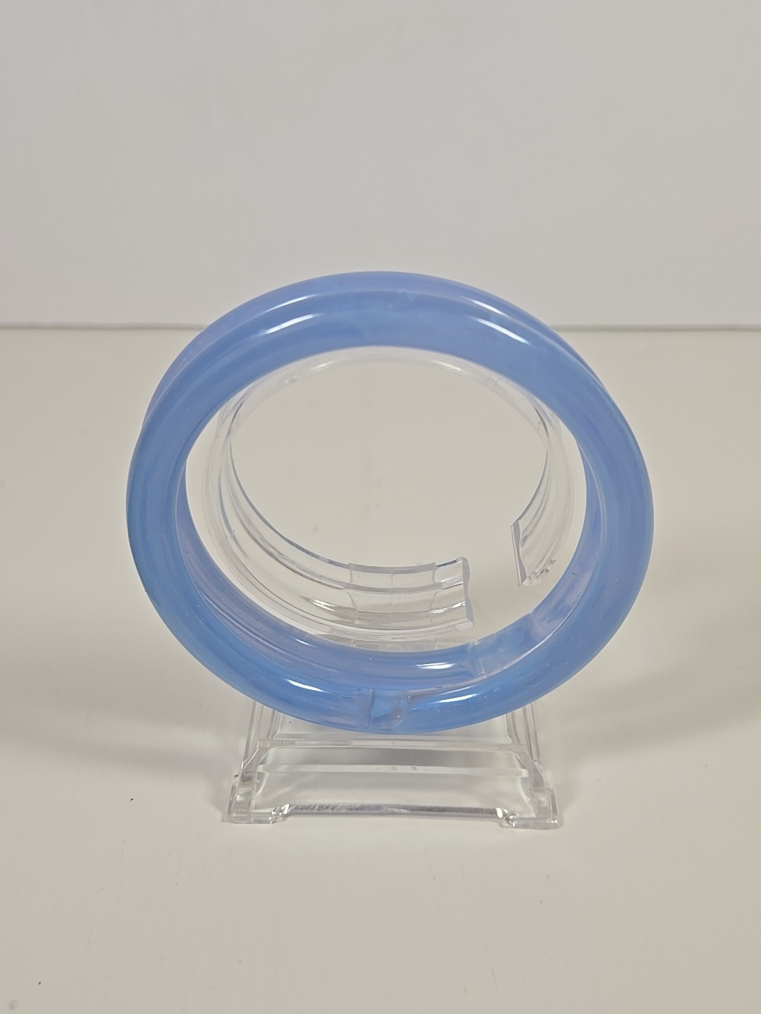 Acrylic Lucite Translucent Marbled Clear Periwinkle Blue Bangle Bracelet Lot (3)