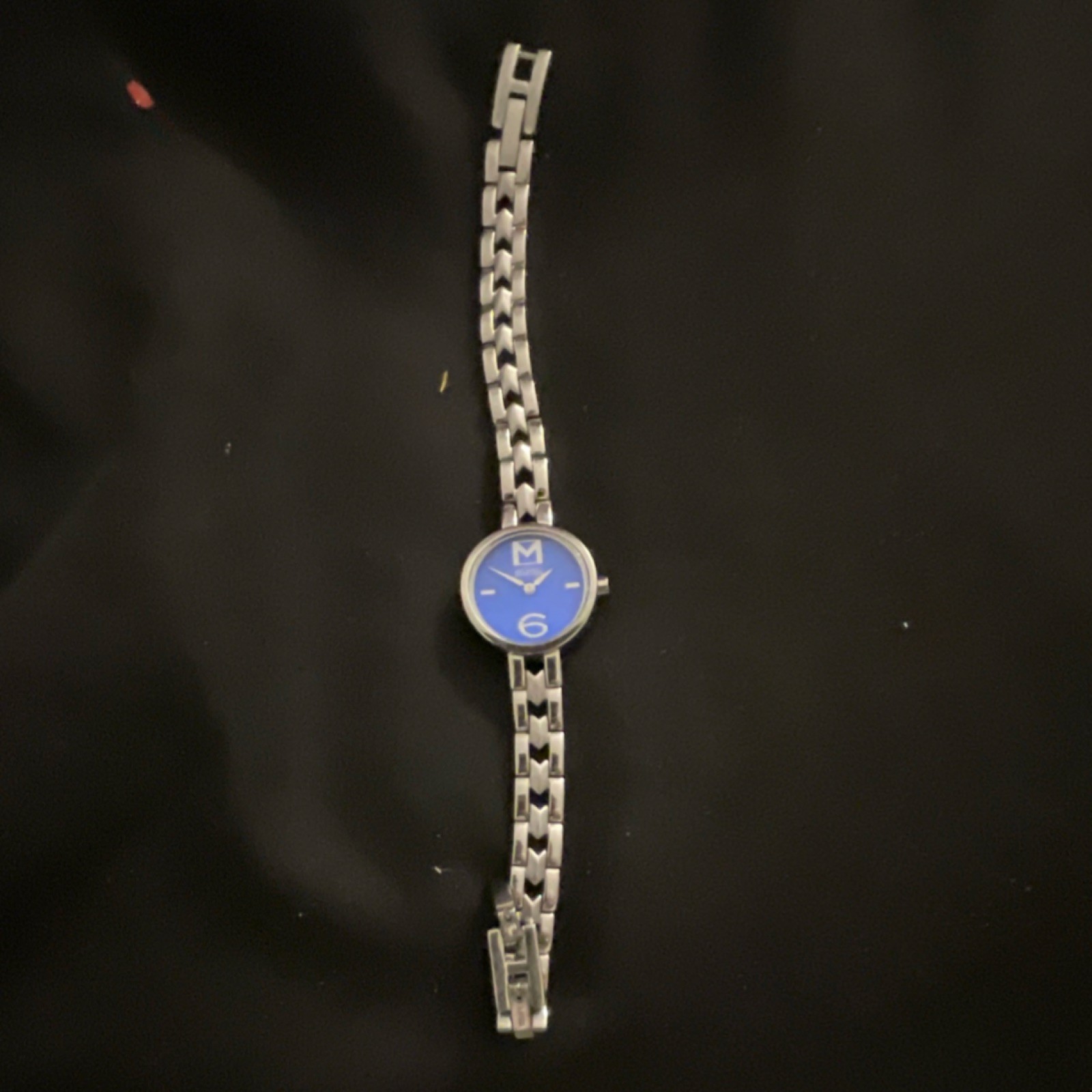 M Women’s Blue Dial Silver Metal Bracelet Analog Wristwatch Round Stick Index