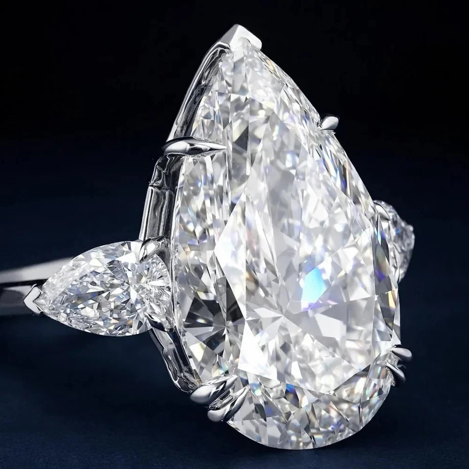 RARE 19.50 Ct White Treated Diamond Ring, 925 Silver, Excellent Luster
