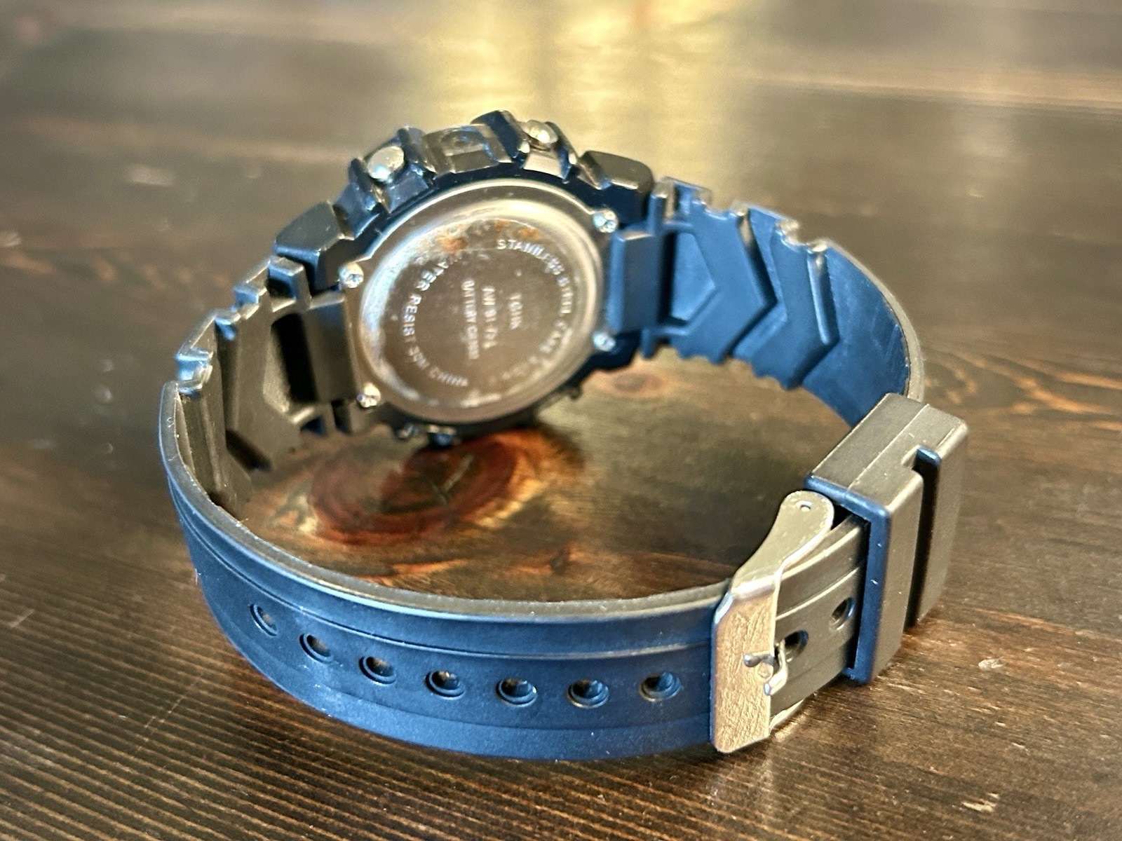 TGHK AW 91-754 Solar Lithium Digital Sport Watch CR2032 3BAR Light