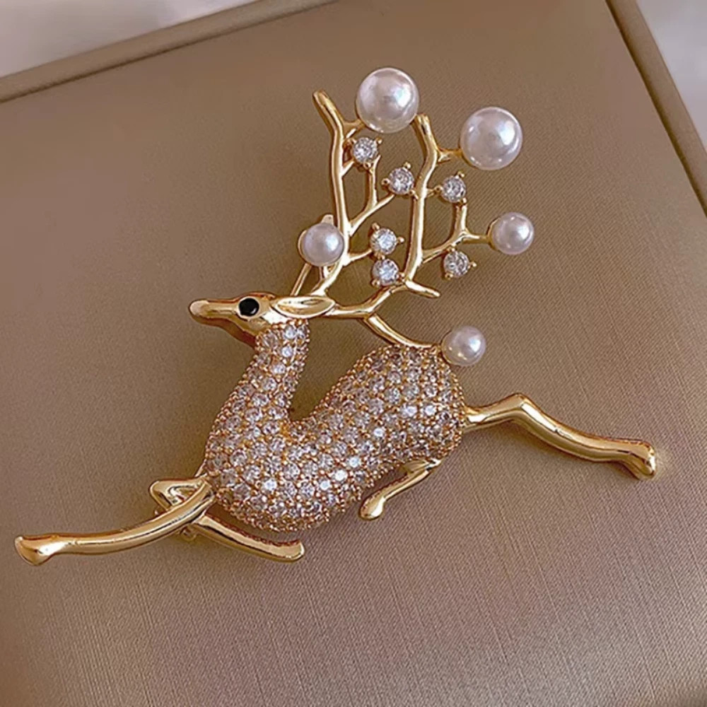 Retro Deer Brooch Pin Rhinestone Animal Jewelry Accessory Women Gift