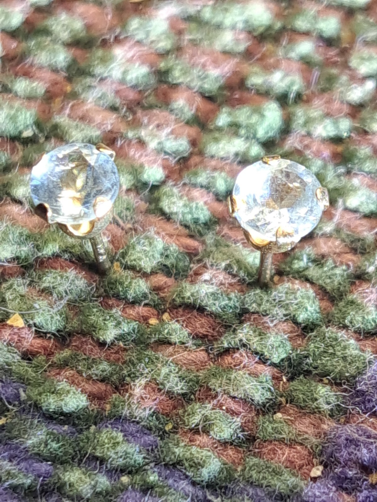 10K Solid Yellow Gold Very Light Aqua Gemstone Stud Earrings 5MM Diameter