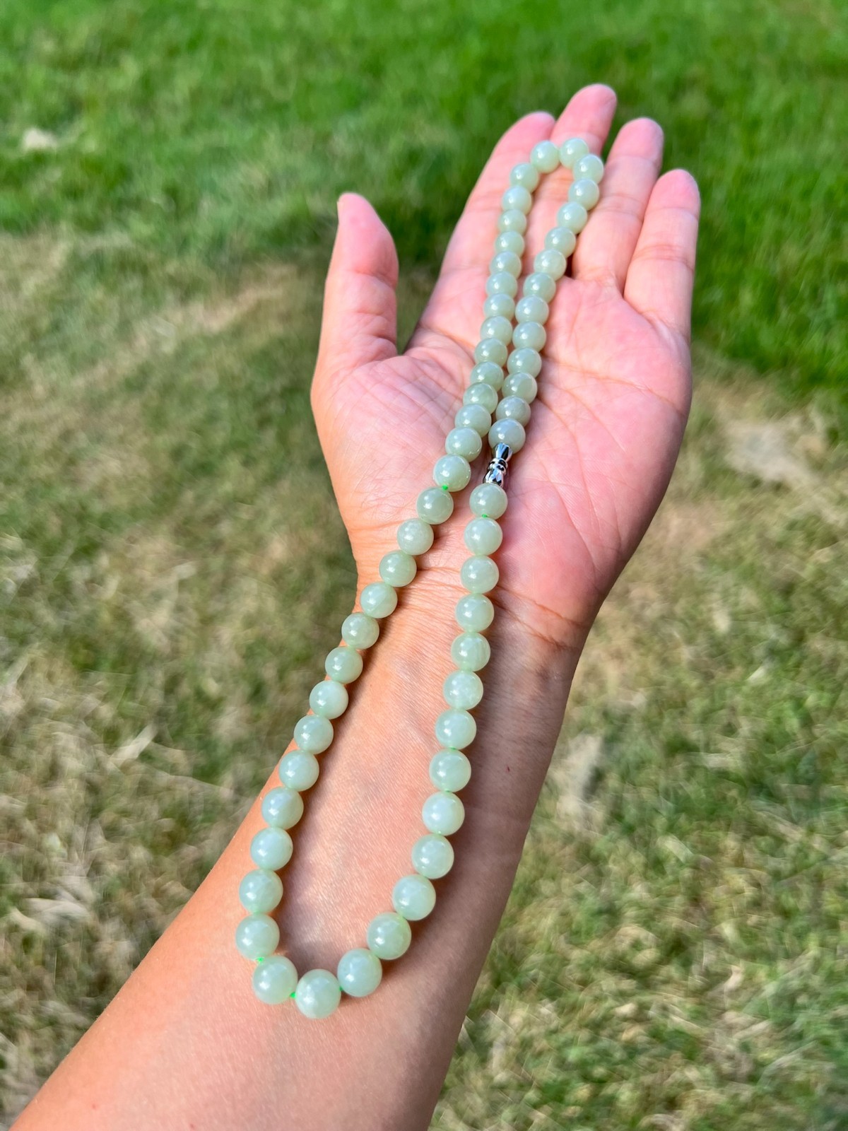 Light Green Nephrite Jade 7.8mm Bead 17″ Necklace H320 d