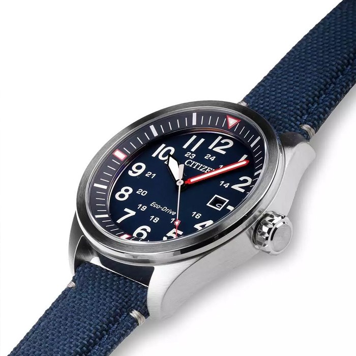 Includes Box CITIZEN Eco Drive Solar AW5000 16L Military Men’s Watch Navy Blue P