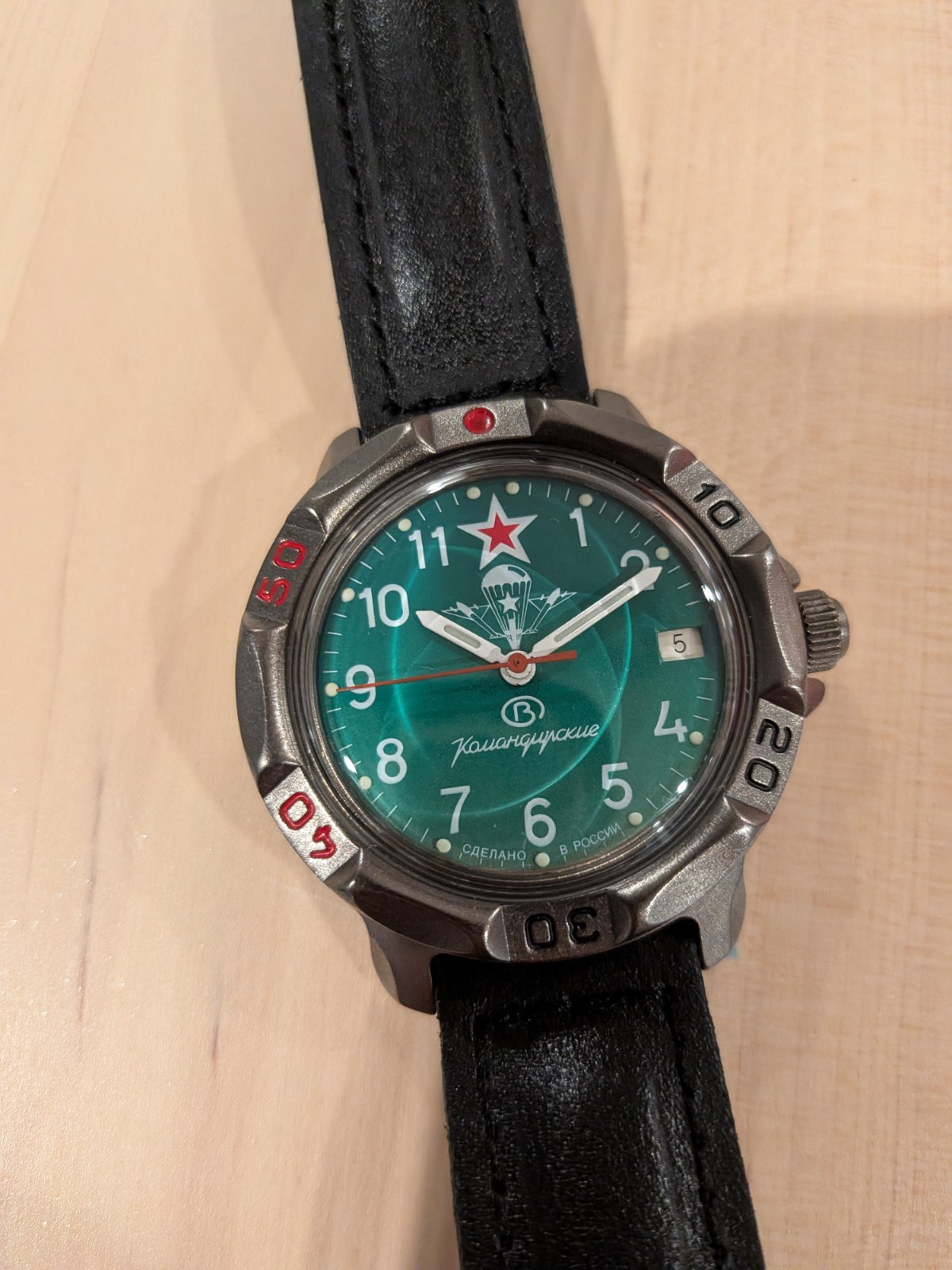 Vostok Komandirskie Paratrooper Dial Manual Watch Russian Military USA Seller