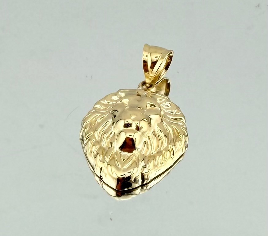 Pure 14 K Yellow Gold Lion Head Pendant