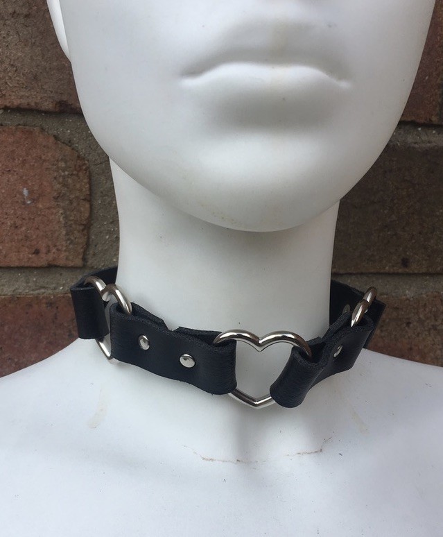 Real Leather Triple O or Heart Ring Choker Necklace Choice of Colours Handmade