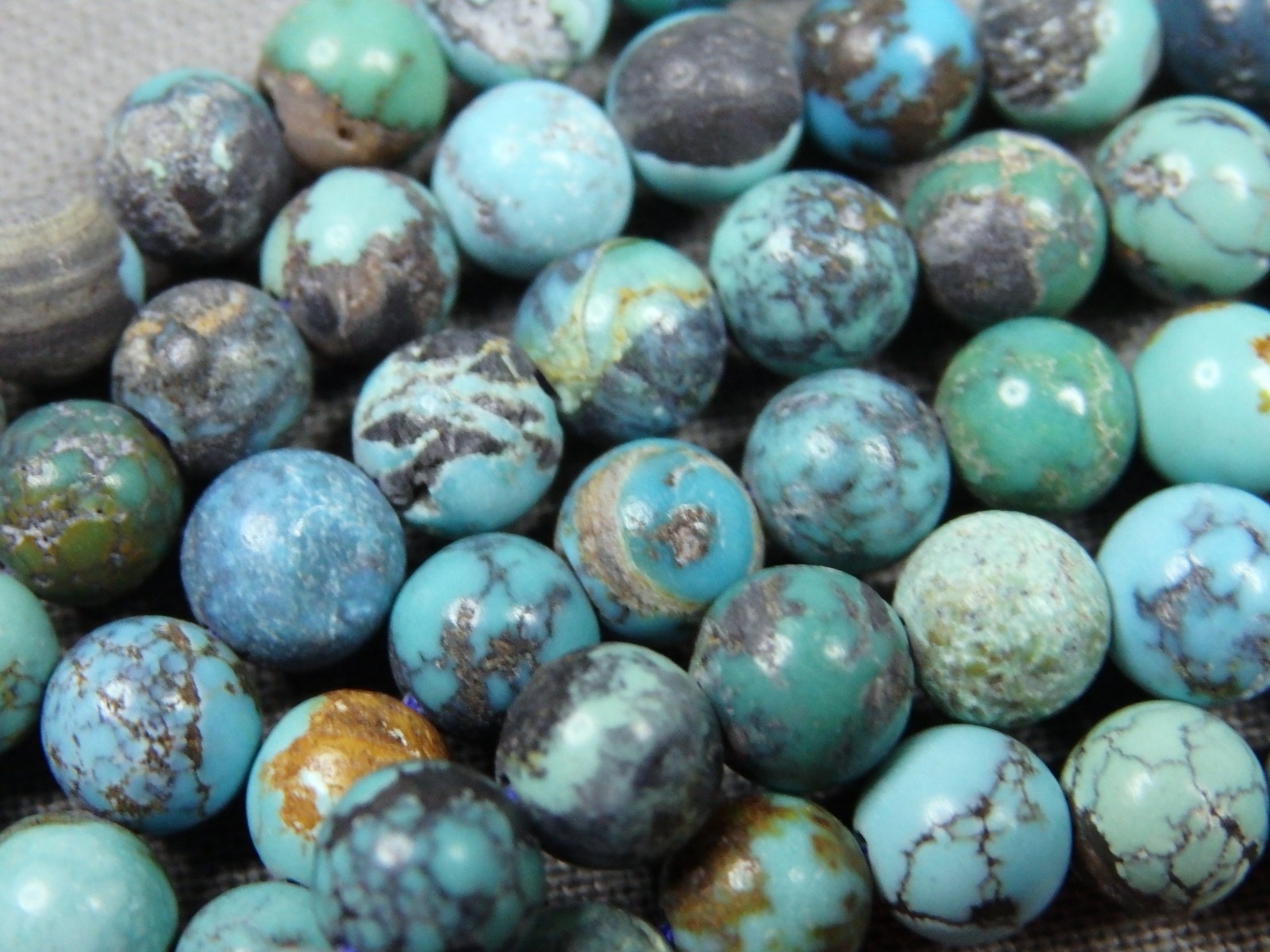 Natural CLOUD MOUNTAIN TURQUOISE 5.5mm Round Beads 15.5″Strand 75+ctOldStash