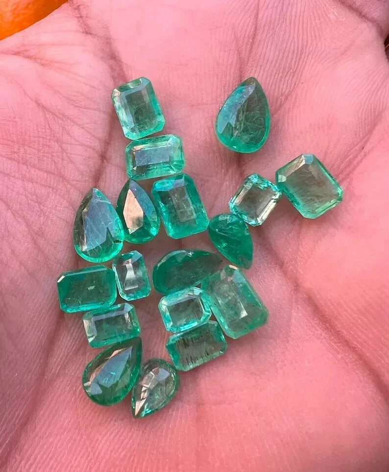 AAA+ Natural Lot 50 Ct Colombian Green Emerald Mix Cut Loose Certified Gemstones