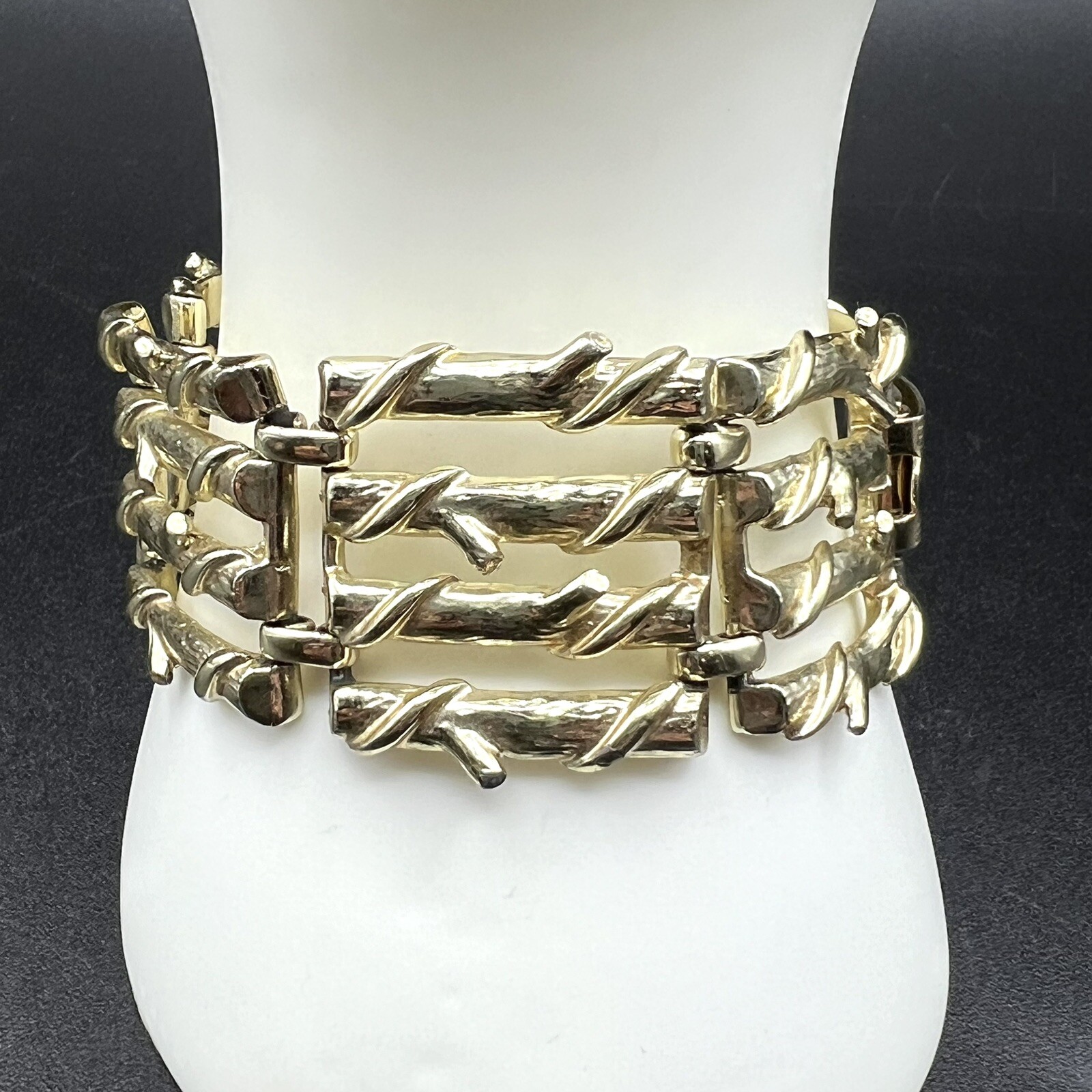Vintage Signed Coro Bamboo Branch Design Gold Tone Wide Link Metal Bracelet