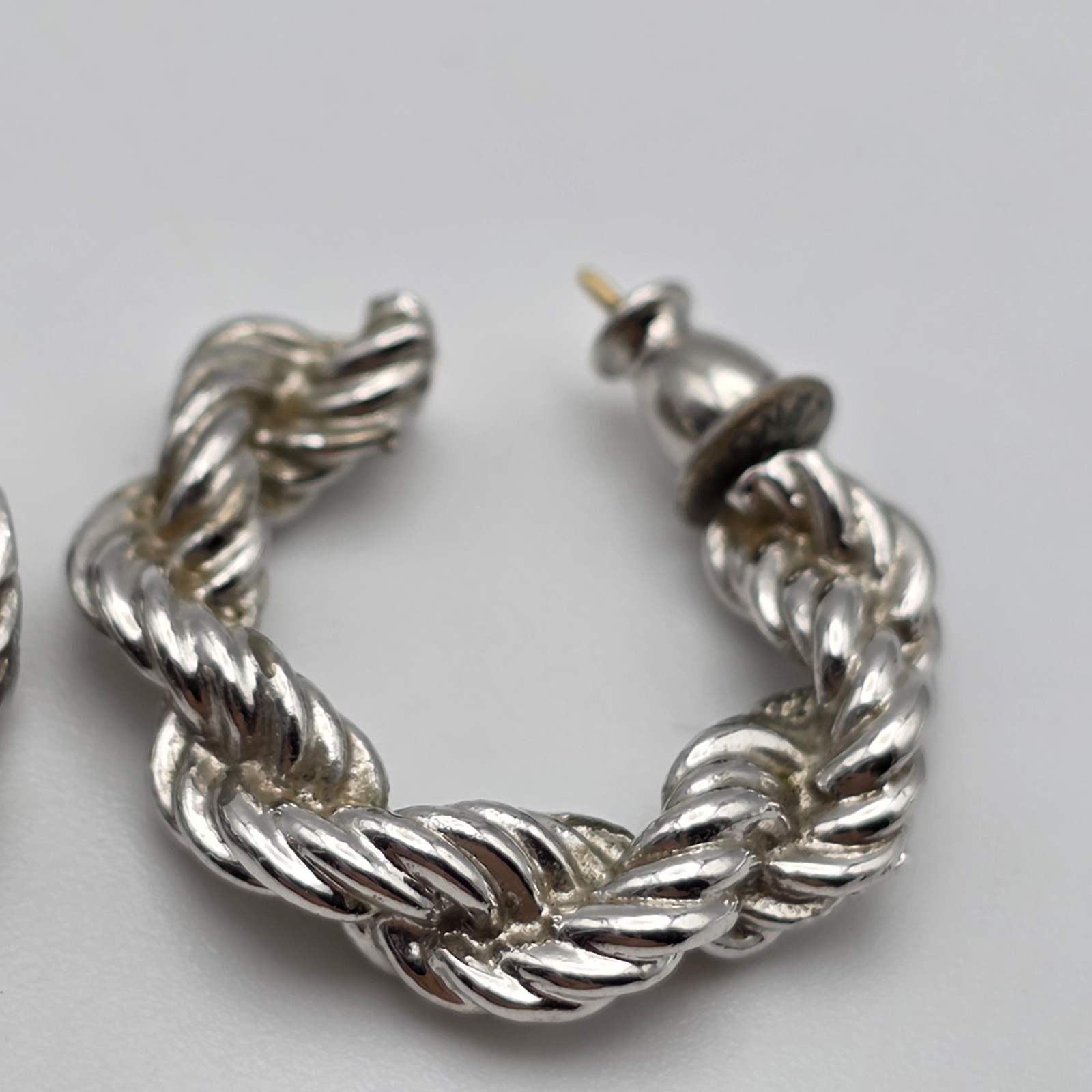 Monet Silver Tone Twisted Rope Chain Hoop Pierced Earrings 24mm Vintage
