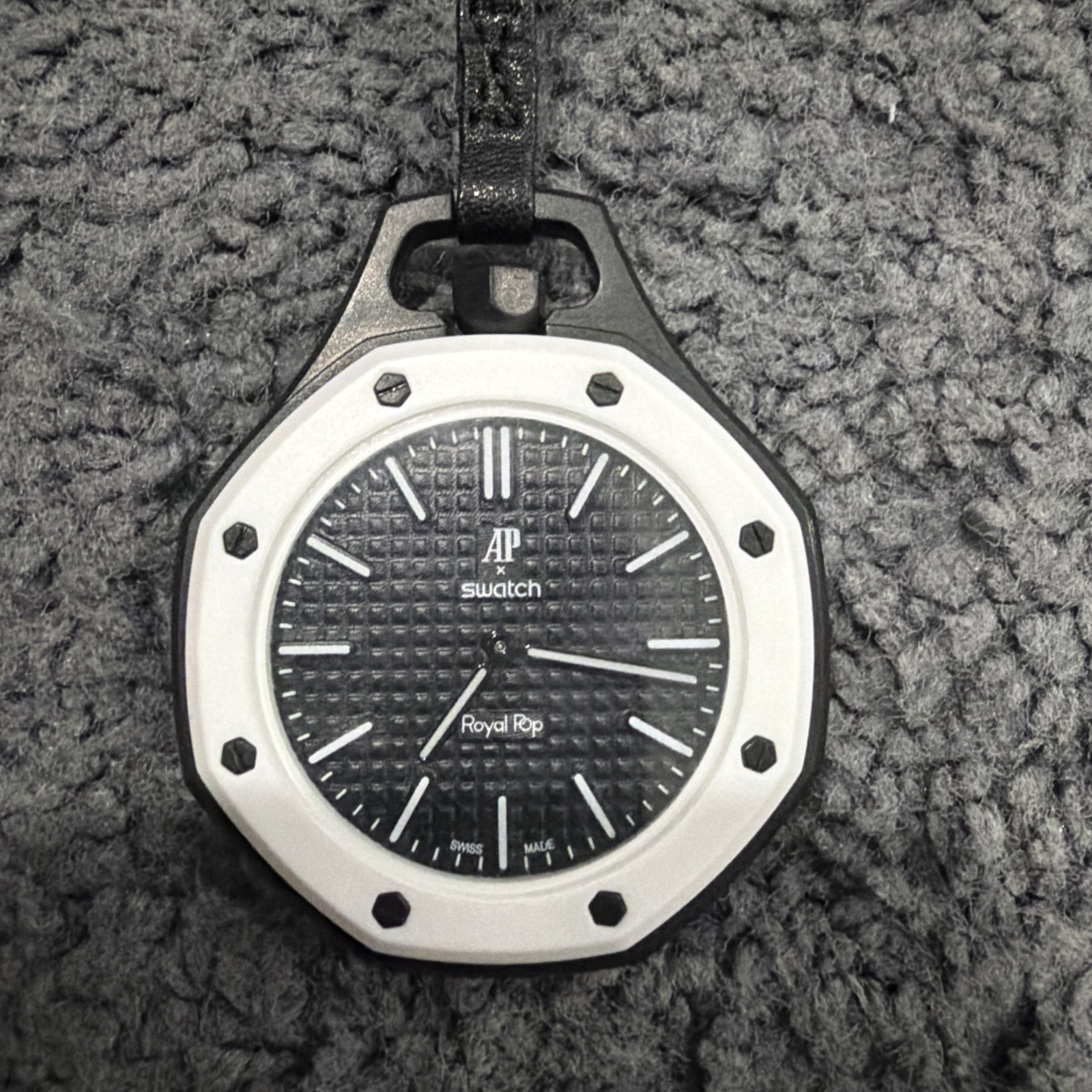 Swatch x Audemars Piguet AP ‘Royal Pop’ Ocho Negro