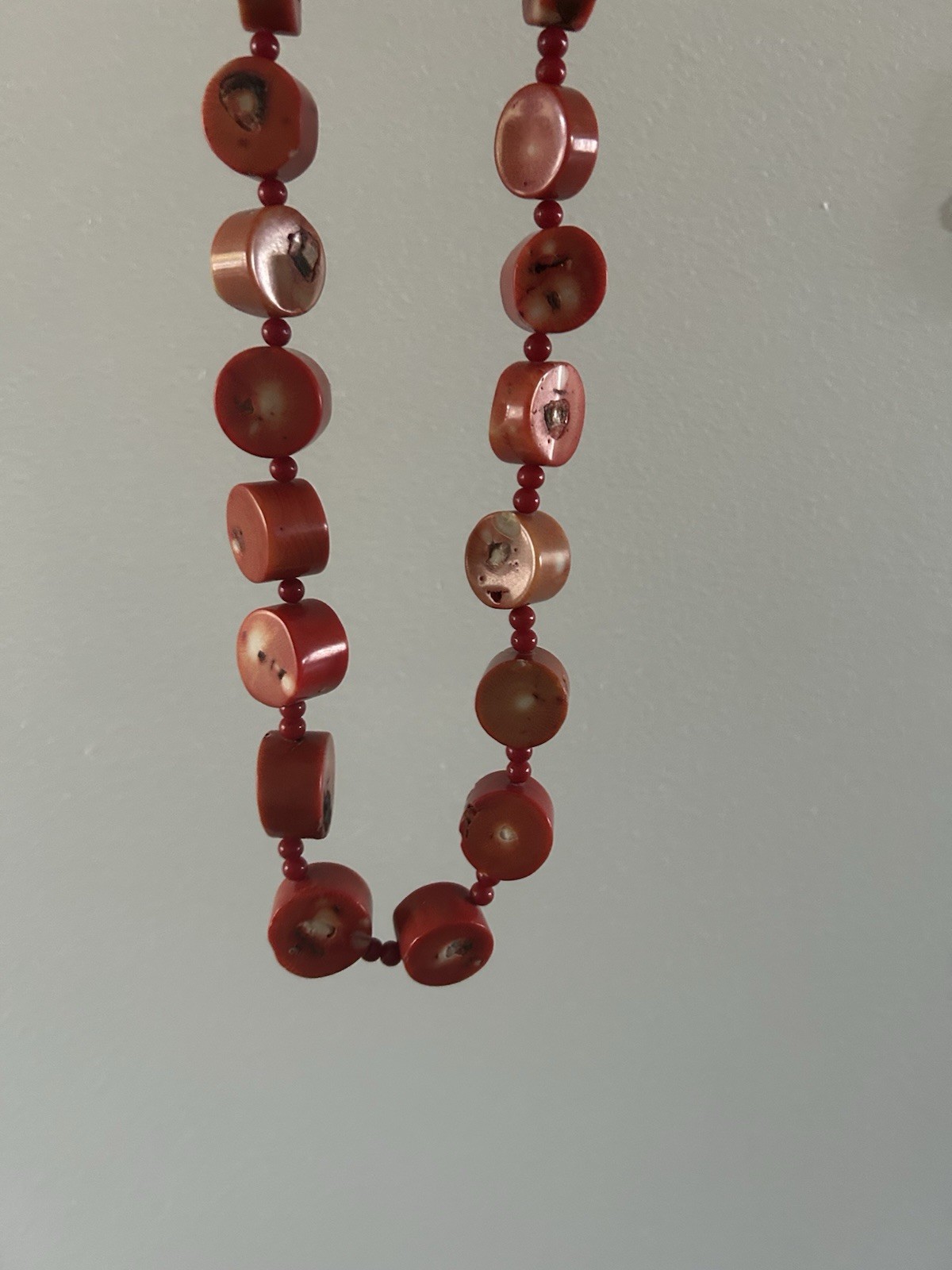 Red Stone Beaded Necklace, Round Beads, Ball/Bead Chain, Red Main Stone