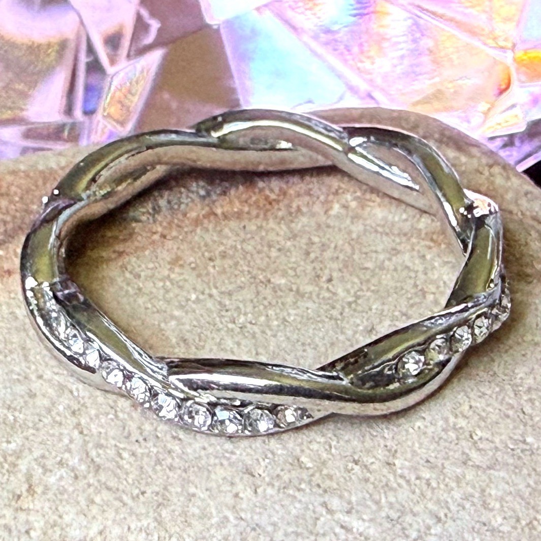 Silver Silver Pavé Crystal Eternity Band Ring Women Stackable Rope Sz 8