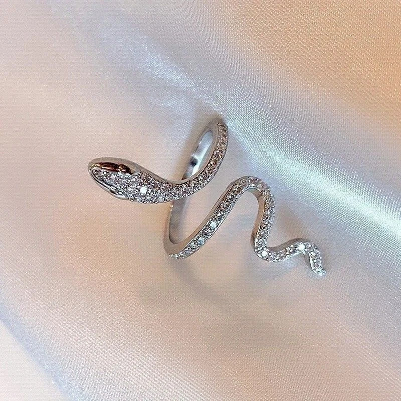 Round Cut Lab-Created Diamond Gorgeous Snake Wedding Ring In 14K White Gold FN