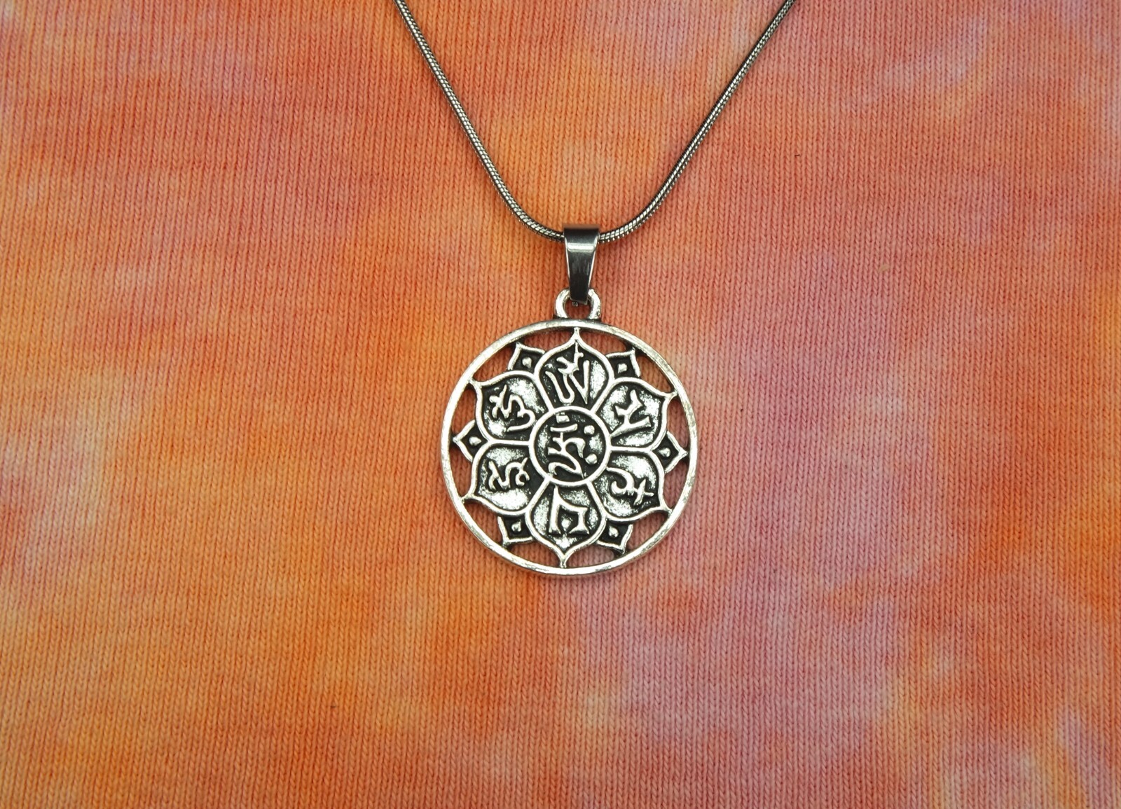 Om mani padme hum Necklace, Sanskrit mantra Buddhist Pendant 16″-36″ long chain