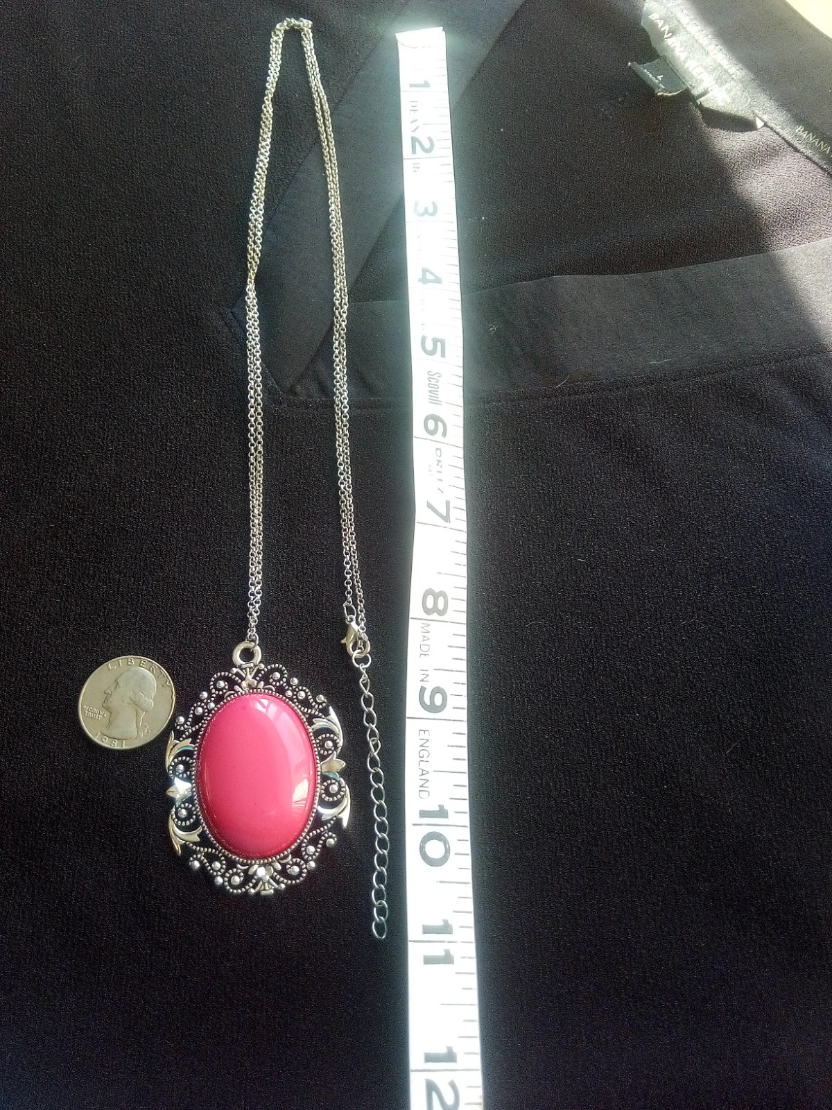 SW Red Turquoise 2″ Stone Pendant, 32″L ST Chain, Color By Sherwin-Williams