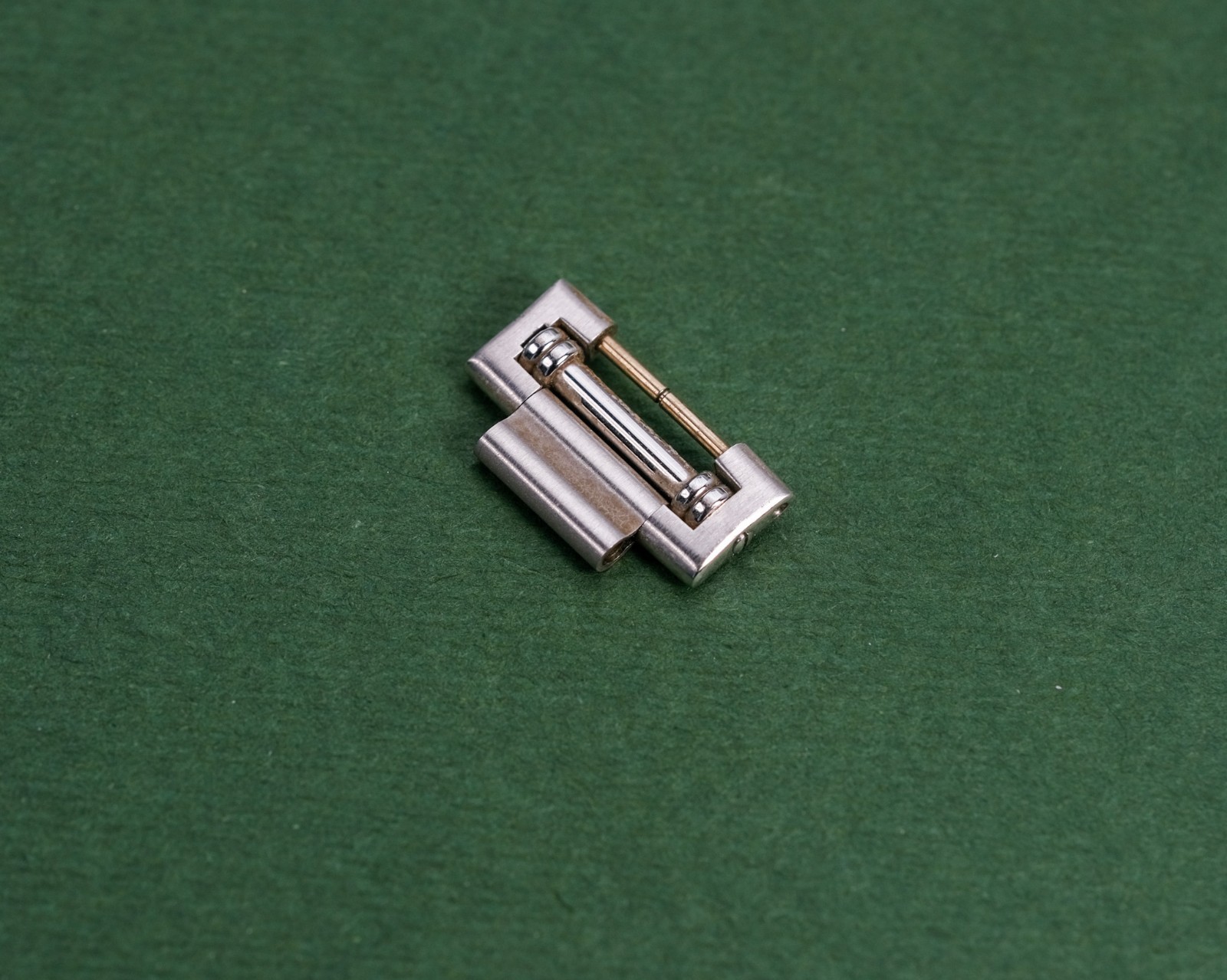 Authentic Piaget Dancer 16mm width 18k White Gold Link