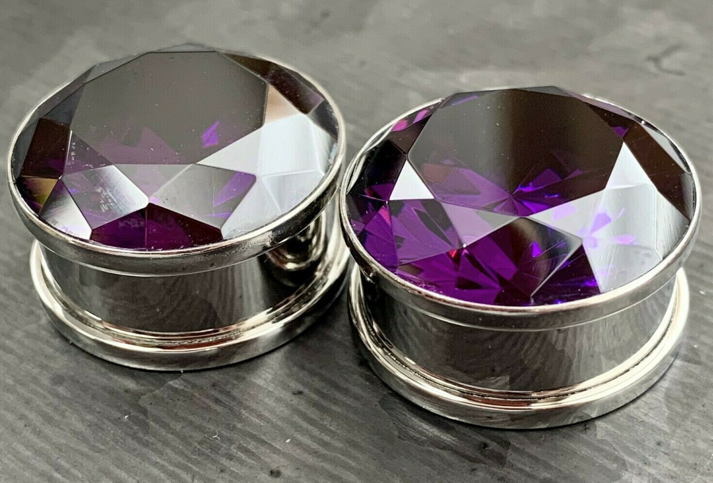 PAIR Large Purple Gem Screw Fit Tunnels Plugs Gauges – select size 6g up to 20mm
