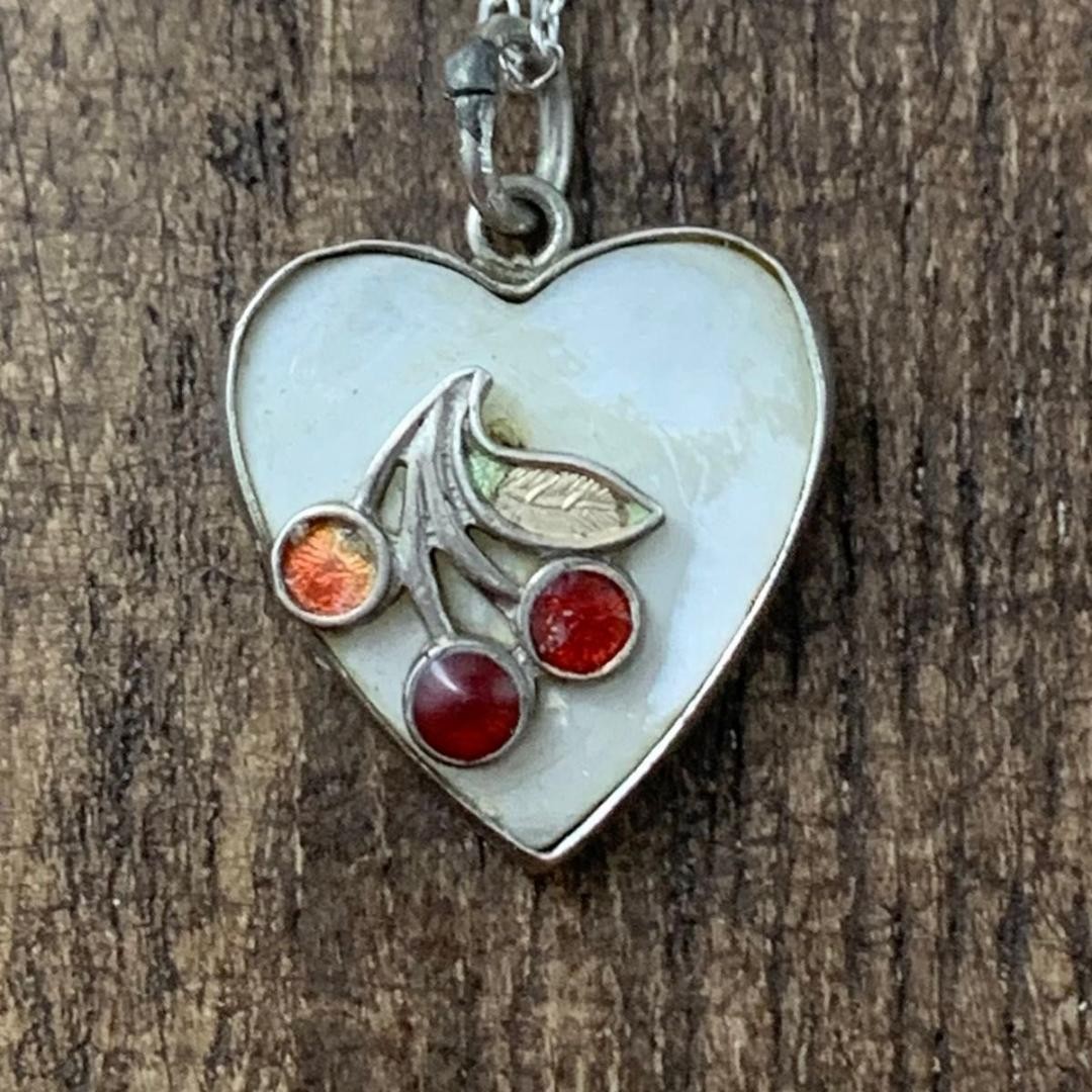 Sweetheart Jewelry Cherry Silver Vintage Necklace Not specified Used