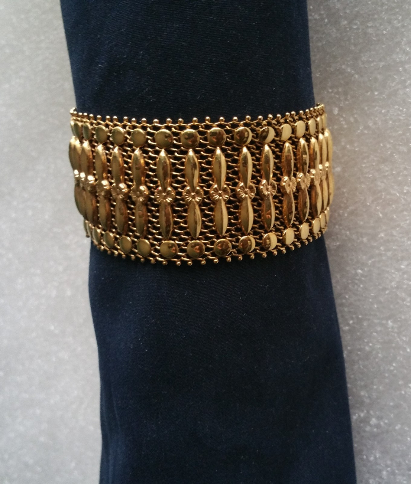 Vintage Italian Mesh Bracelet 18k Gold Charm Wide Yellow Woven Men Women Old