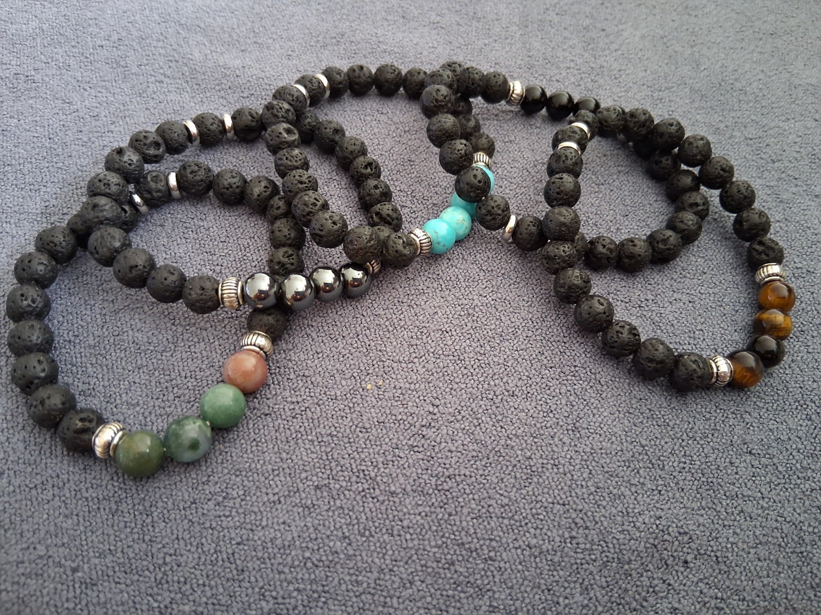 Multi gem – Stretch bracelets – Excellent Condition