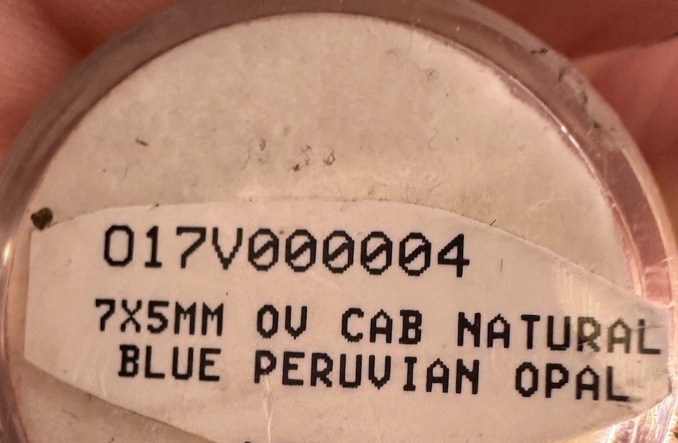 Natural blue Peruvian Opal Oval Cabochon 7x5mm Loose Gemstone, Peru (1pc)